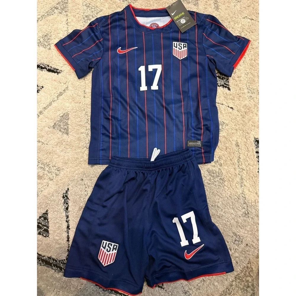 Nike USA Little Kids Mini Kit Set Copa America 2016 size 20